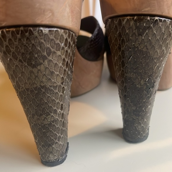 MARNI snakeskin ankle strap high heel sandals - Picture 6 of 10